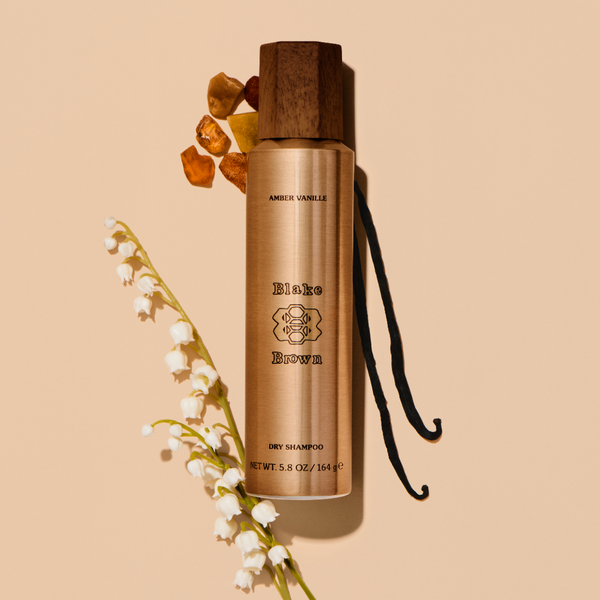 Blake Brown Dry Shampoo styled amber, lily of the valley, and vanilla to show off its luxurious Amber Vanille fragrance.